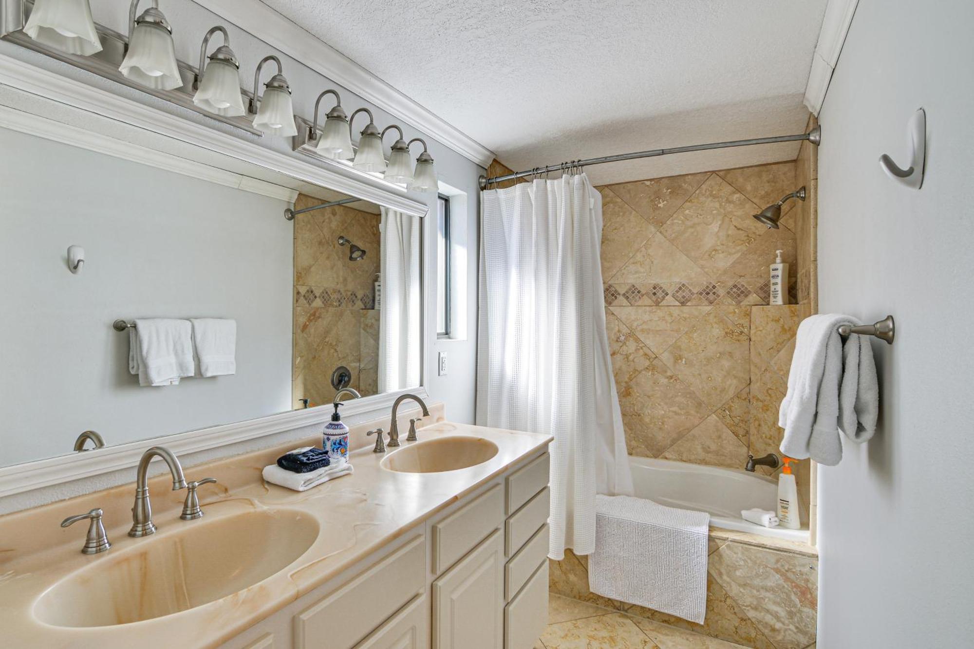 Pet-Friendly Buena Vista Home With Yard And Hot Tub! Exterior foto
